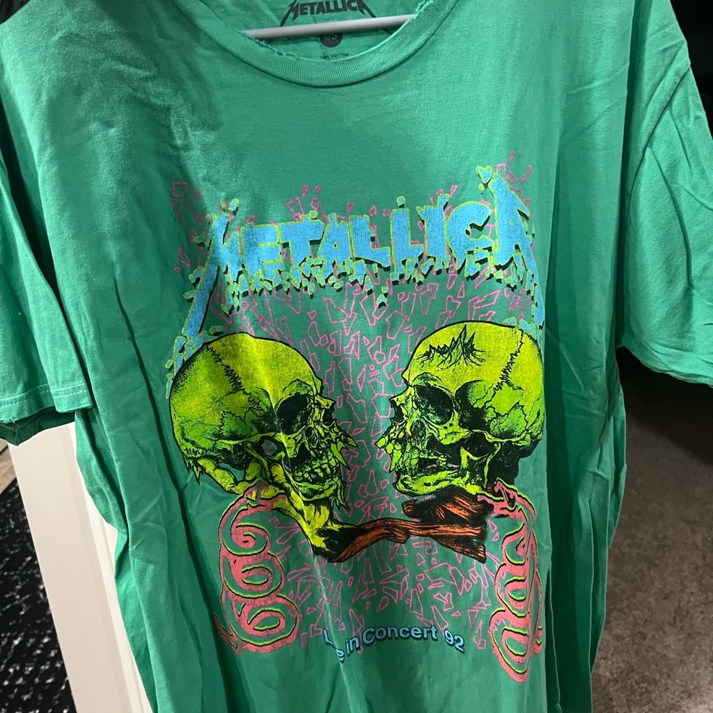 Metallica Green Graphic Tee - Short Sleeve